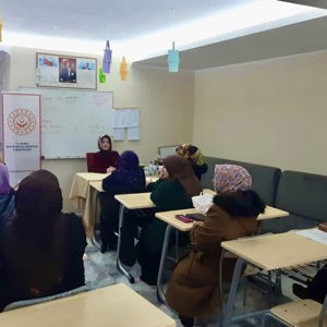 "Aile Eğitim Programı (AEP) Kapsamında Sosyal Hizmet Merkezleri Tarafından Eğitimlere devam ediliyor. - fotoğraf 12