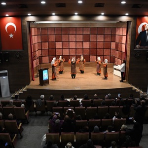 Sevgiyle Aşamayacağımız Hiçbir Engel Yok! - fotoğraf 2