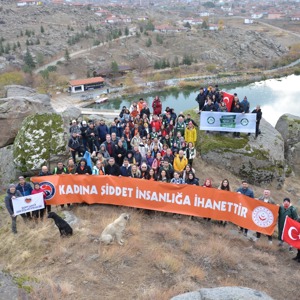 25 Kasım Kadına Yönelik Şiddete Karşı Uluslararası Mücadele Günü kapsamında doğa yürüyüşü gerçekleştirildi. - fotoğraf 1