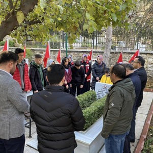 Kahraman Şehidimiz Kabri Başında Anıldı - fotoğraf 4