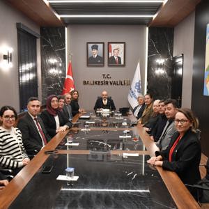 Valimiz Sayın İsmail USTAOĞLU'na Ziyaret - fotoğraf 1