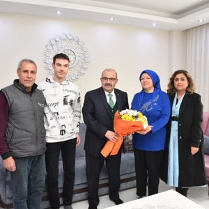 AKBULAK Ailesine Anlamlı Ziyaret  - fotoğraf 2