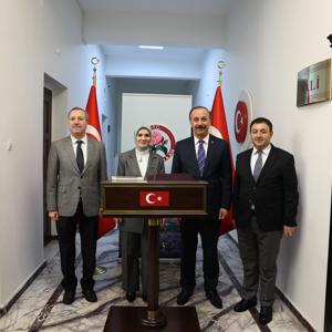 Aile ve Sosyal Hizmetler Bakanı Göktaş, Isparta'da ziyaretlerde bulundu - fotoğraf 1