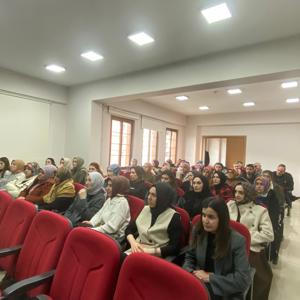 Türkiye Yüzyılı Aile Söyleşileri Kapsamında Program Gerçekleştirildi! - fotoğraf 1