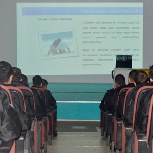 Polis Okulu Öğrencilerine Aile Eğitim Programı Kapsamında ‘Evlilik Öncesi Eğitim’ Verildi - fotoğraf 2