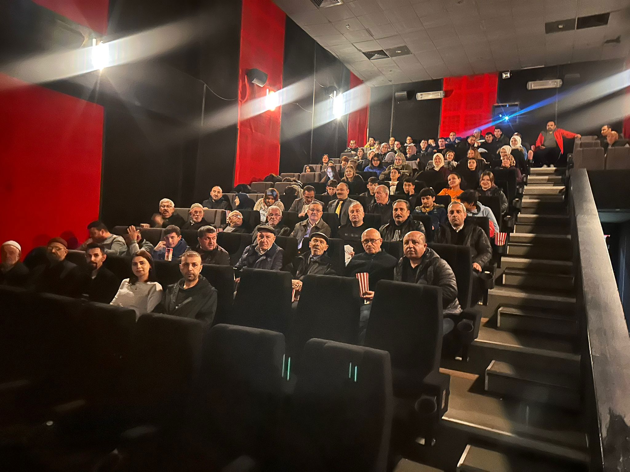 Bugün Sinema Günüydü. 🎥 - fotoğraf 1