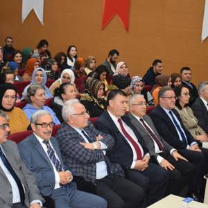 Ailenin Temel Direği Olarak Anne - fotoğraf 3