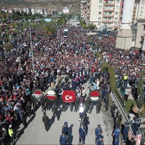 Bilecik Şehit Piyade Uzman Çavuş Abdulhamit BİLGEN’i Son Yolculuğuna Uğurladı - fotoğraf 5