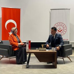 Öğrencilerle Sosyal Hizmetler Üzerine Verimli Bir Söyleşi - fotoğraf 2