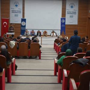 Koruyucu Ailelik ve Evlat Edinmede Aile Ruhu Paneli - fotoğraf 2