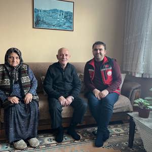 Vatanın Kahramanlarına Vefa: Şehitler ve Gaziler Ziyaret Edilmeye Devam Ediyor - fotoğraf 3