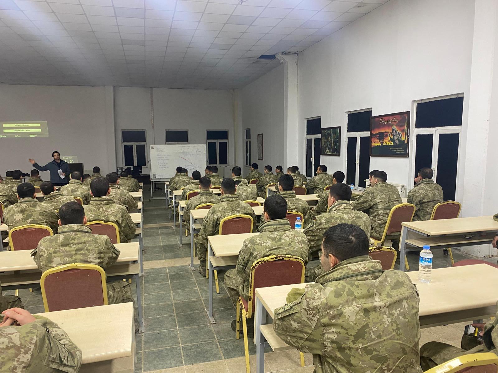 Türk Silahlı Kuvvetleri personeline ve vatani görevini yapan er ve erbaşlara yönelik, eğitim seminerleri uzman eğitimcilerimiz aracılığıyla gerçekleştirilmeye devam ediyor.