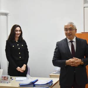 İl Müdürümüz Faruk UYSAL,Nilüfer Sosyal Hizmet Merkezimize sunulan hizmetlerin etkinliğini ve sahadaki yansımalarını değerlendirmek amacıyla bir ziyaret gerçekleştirdi - fotoğraf 3