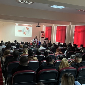 Üniversite Öğrencilerine Yönelik “Türkiye Bağımlılıklar ile Mücadele”  Eğitimi Programları Tamamlandı - fotoğraf 5