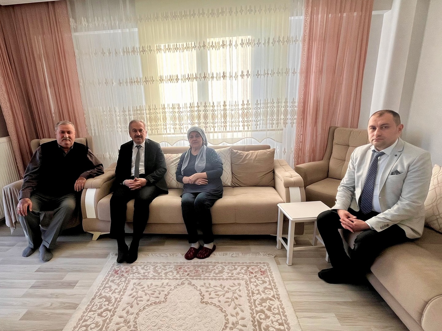 Aziz Şehidimiz Piyade Uzman Çavuş Ömer Şenel’in Kıymetli Ailesine Ziyaret