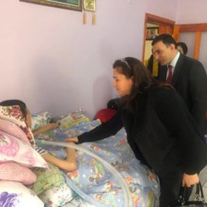 İl Müdürümüz Adem SOYLU Çocukları Engelli Ailemizi Evinde Ziyaret Etti - fotoğraf 2
