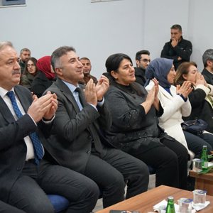 “Biz Geleceğiz Gelecek de Bizim”  - fotoğraf 1