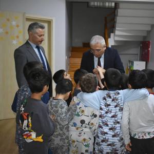 İl Müdürümüz Faruk UYSAL, Sırameşeler Çocuk Evleri Sitesi'nde Çocukların İhtiyaçlarını İnceledi - fotoğraf 1