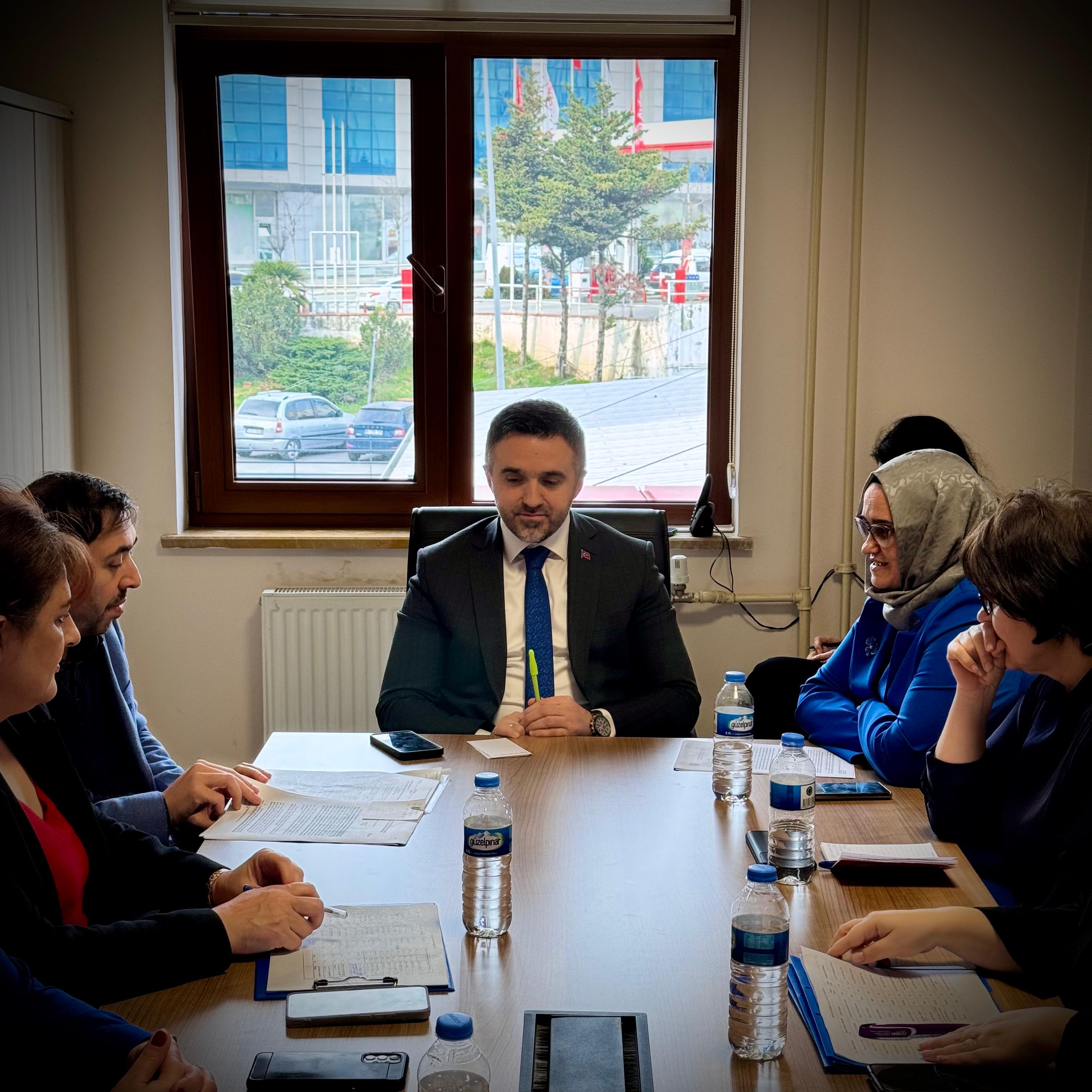 İl Müdürümüz Sn. Ömer TURAN Başkanlığında, Kadın ve Engelli Hizmetleri Birimlerimiz ile hizmet alanları ile ilgili değerlendirme toplantı gerçekleştirildi. 