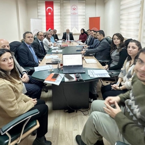 İl Müdürümüz Faruk Uysal başkanlığında, aile ve toplum hizmetlerine yönelik değerlendirme toplantısı gerçekleştirildi - fotoğraf 1