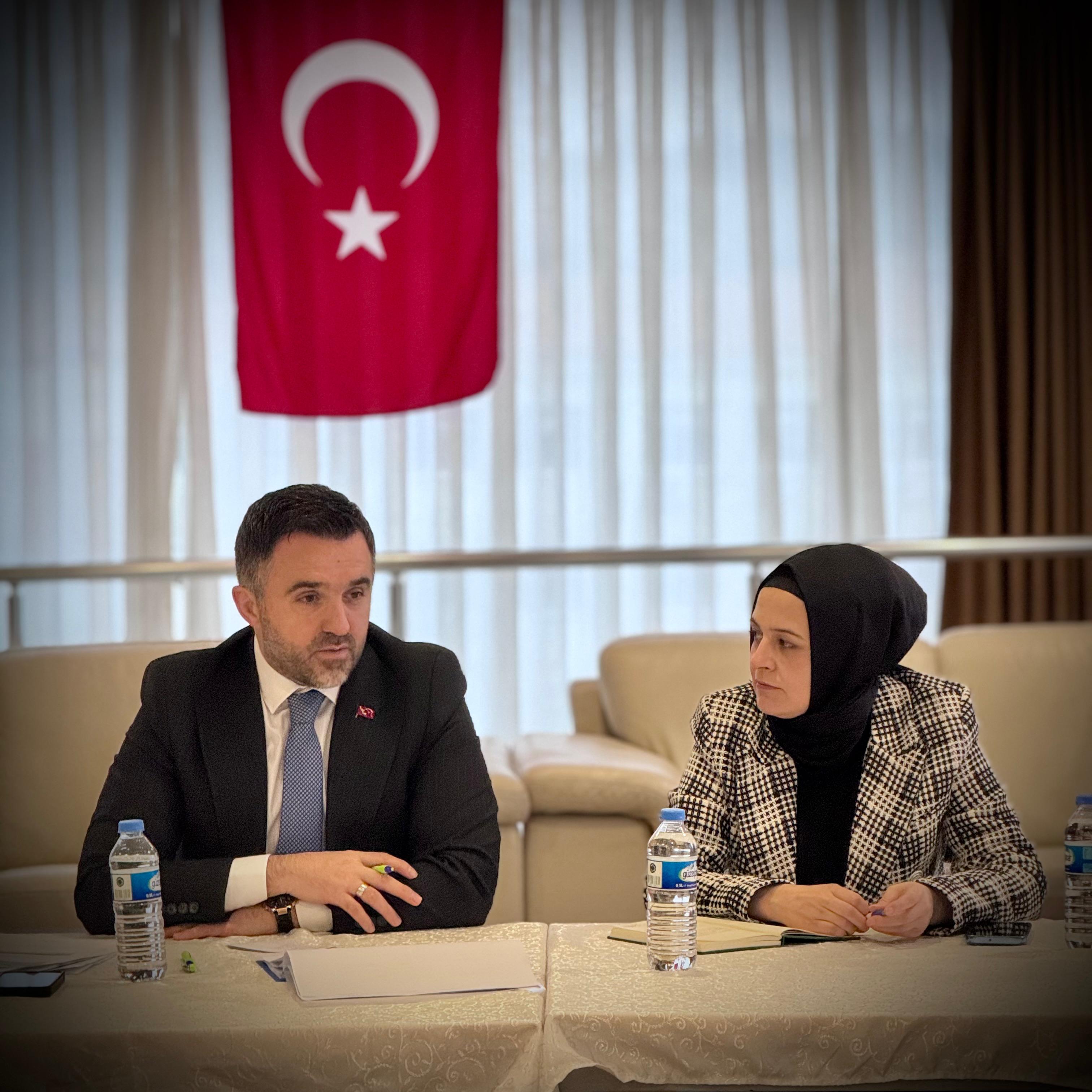 İl Müdürümüz Sn. Ömer TURAN başkanlığında Aile ve Toplum Hizmetleri ve Şehit Yakınları ve Gazi Hizmetleri Birimlerimiz ile 2025 Aile Yılı değerlendirme toplantısı gerçekleştirilmiştir.