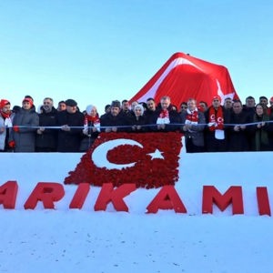 Sarıkamış'ta kahraman Şehit ve Gazilerimizin çocukları Sayın Bakanımızla Buluştu - fotoğraf 2