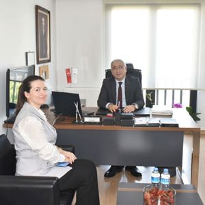 İl Müdürümüz Faruk UYSAL,  1. Kadın Konukevi’nde düzenlenen programa katılarak, hizmet alan kadın ve kız çocuklarıyla bir araya geldi - fotoğraf 4