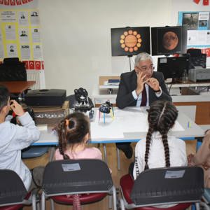 İl Müdürümüz Faruk UYSAL,  1. Kadın Konukevi’nde düzenlenen programa katılarak, hizmet alan kadın ve kız çocuklarıyla bir araya geldi - fotoğraf 2