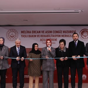 Bakanımız Göktaş, Meliha Ercan ve Asım Cengiz Huzurevi Yaşlı Bakım ve Rehabilitasyon Merkezlerinin Açılışını Yaptı - fotoğraf 1