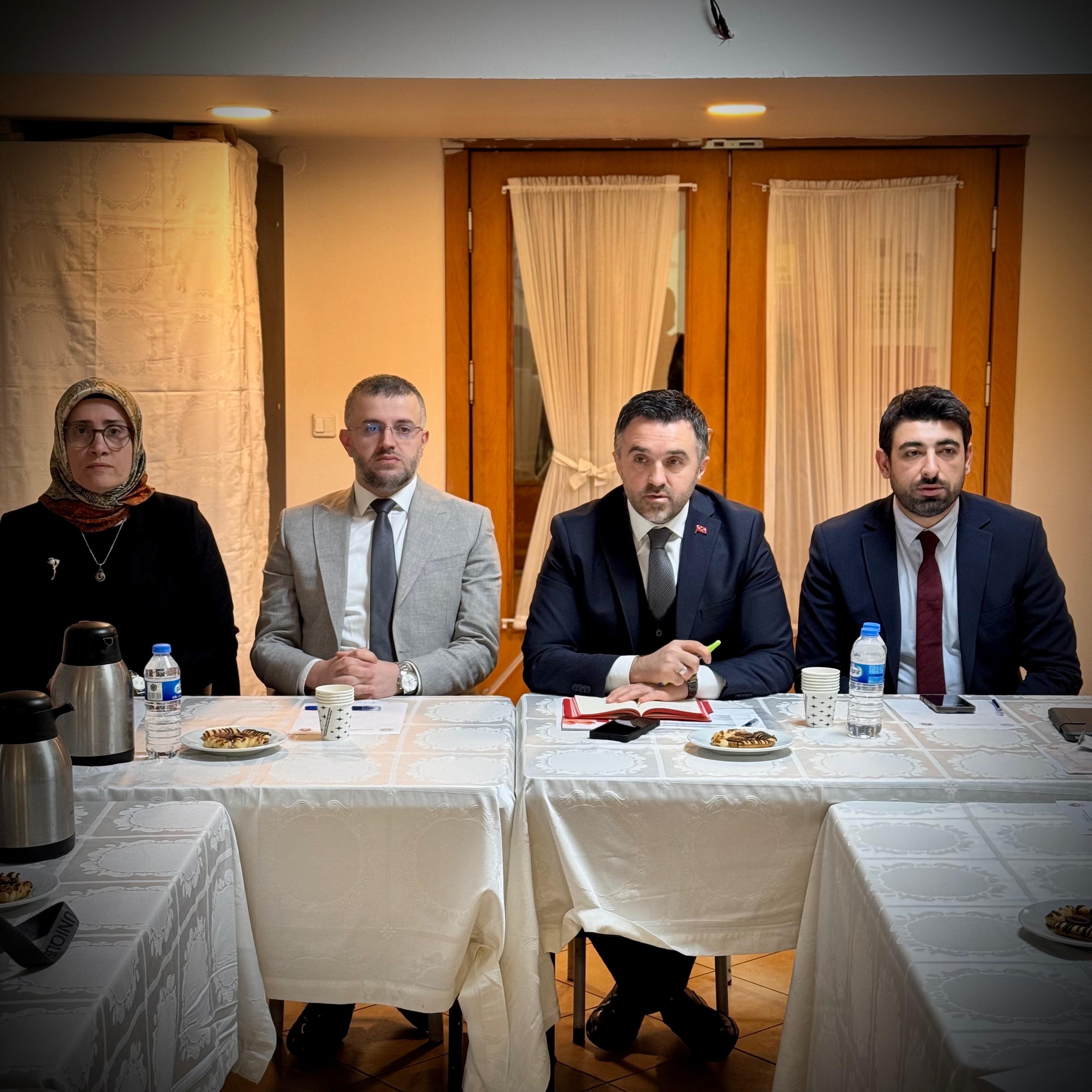 İl Müdürlüğümüze bağlı Çocuk kuruluşlarımızın Müdürleri ile “Kuruluştan İzinsiz Ayrılan Çocuklar” hakkında Afad Birimi Risk Haritası Ekibi ile değerlendirme toplantısı yapılmıştır.