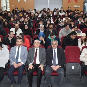 2025 Aile Yılı kapsamında yürütülen Evlenecek Gençlerin Desteklenmesi Projesi çerçevesinde, genç çiftlere yönelik ilk eğitim programı düzenlendi - fotoğraf 2
