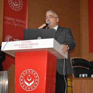 2025 Aile Yılı kapsamında yürütülen Evlenecek Gençlerin Desteklenmesi Projesi çerçevesinde, genç çiftlere yönelik ilk eğitim programı düzenlendi - fotoğraf 3