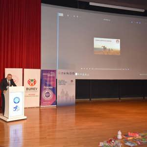 2025 “Aile Yılı” kapsamında Bursa Ebeveyn Zirvesi düzenlendi - fotoğraf 8