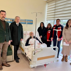İlimizde Yaşayan Tek Kore Gazimizi Cide Devlet Hastanesi’nde Ziyaret Ettik - fotoğraf 1
