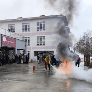 Tosya Huzurevimizde Yangın Tatbikatı Gerçekleştirildi - fotoğraf 1