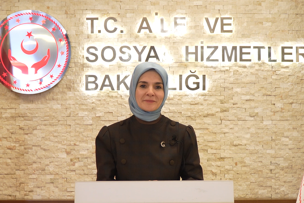 Aile ve Sosyal Hizmetler Bakanımız Göktaş, 4. İzmir Kadın ve İktisat Kongresi'ne video mesajla katıldı