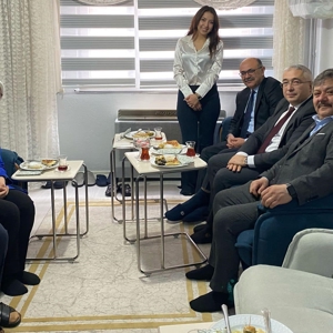 Aile Yılında Çeyrek Asrın Sadakatle Dokunan Bağları - fotoğraf 2