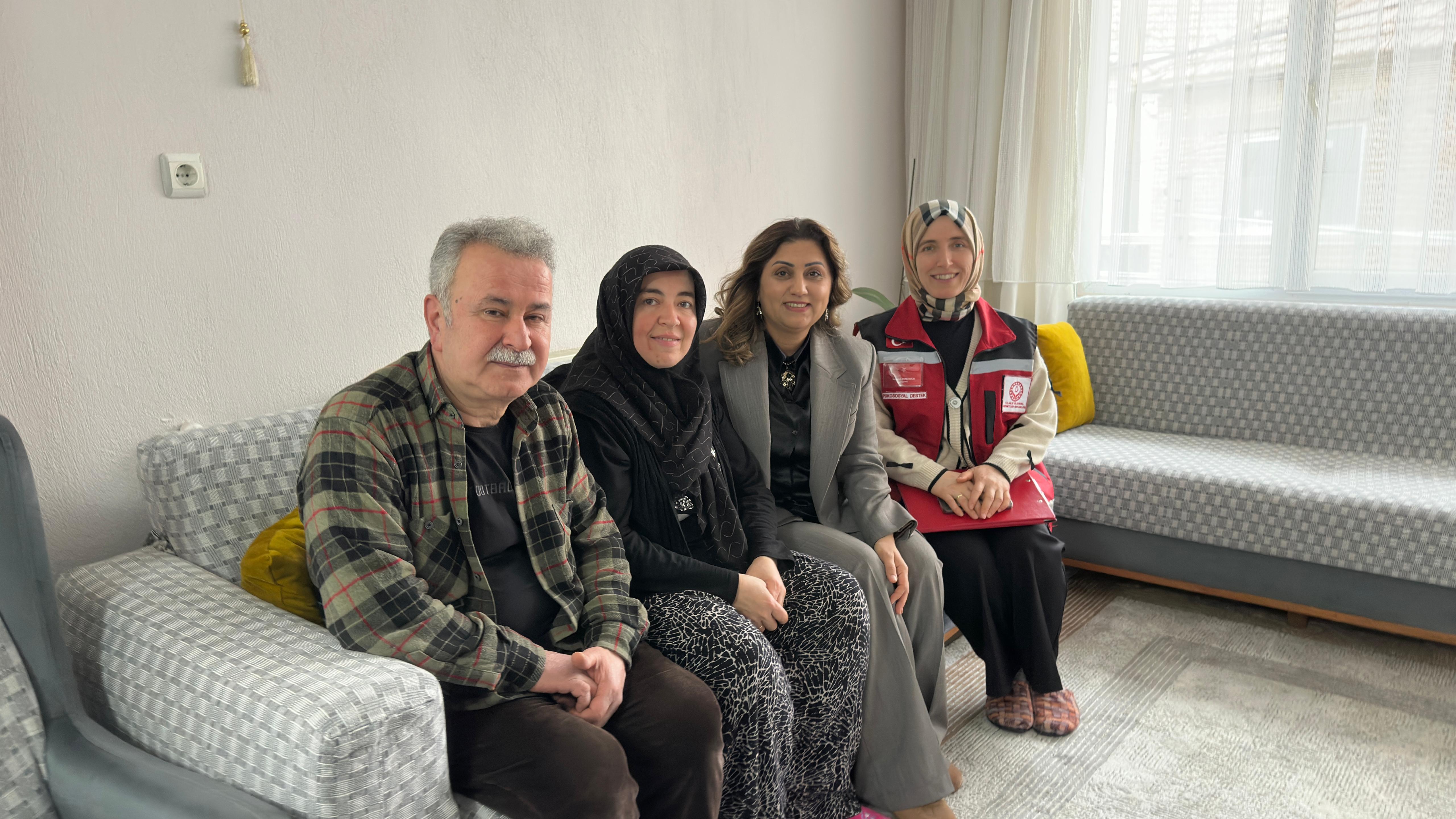 Koruyucu Ailemiz ÖZKAYA  Ailesine Hane Ziyareti 