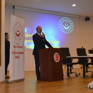 "Değerlerimiz, Dezavantajlı Gruplar ve Sorumluluklarımız" paneli düzenlendi - fotoğraf 4