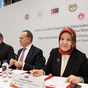 "Kadın ve Çocukların Depremlerin Etkilerinden Korunmasına Yönelik Destek Projesi" imza töreni düzenlendi - fotoğraf 3