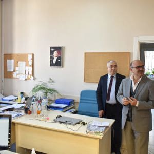 Vali Yardımcısı Mustafa Güney ve İl Müdürü Faruk Uysal’dan Bursa Çocuk Evleri Sitesi İlk Kabul Birimine Ziyaret - fotoğraf 1