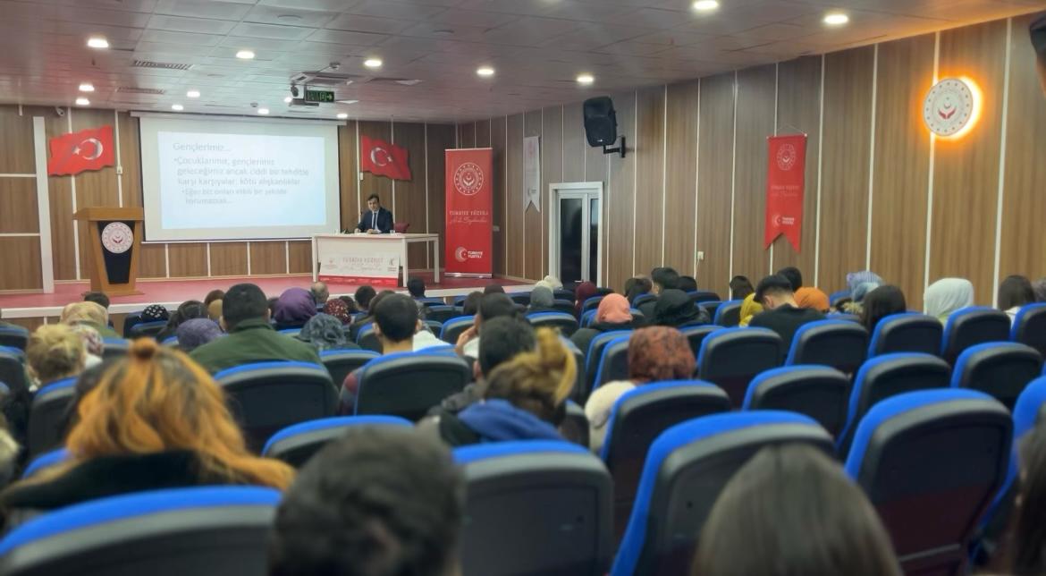 "Türkiye Aile Yılı" Kapsamında Aile Söyleşileri Gerçekleştirildi