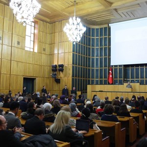 Bakanımız Göktaş, TBMM'de düzenlenen "Kadına Yönelik Şiddetle Mücadele Farkındalık Eğitimi"nin açılış programına katıldı - fotoğraf 2