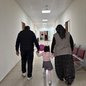 Bir çocuğa verilebilecek en güzel hediye ailedir. - fotoğraf 2