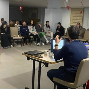 Aile Eğitim Programları Kapsamında Sosyal Hizmet Merkezlerinde Eğitimler Veriliyor. - fotoğraf 1