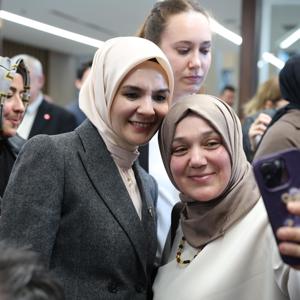 Bakanımız Göktaş "Zamanın İzlerinde Sanata Yolculuk" sergisinin açılışına katıldı - fotoğraf 7