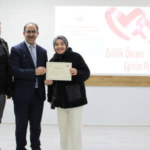 ''EVLENECEK GENÇLERİN DESTEKLENEMSİ'' PROJESİ KAPSAMINDA EVLİLİK ÖNCESİ EĞİTİMİ - fotoğraf 2