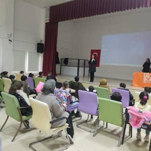 VALİLİK AÇIK KAPI PERSONELLERİ ÇOCUKLARIMIZI BİLGİLENDİRİYOR - fotoğraf 3