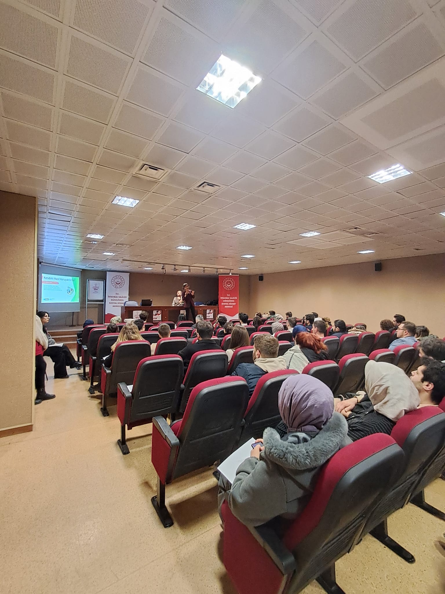 2025 Aile Yılı kapsamında 'Evlenecek Gençlerin Desteklenmesi Projesi' ile Evlilik Kredisi onaylanan çiftlerimize 'Evlilik Öncesi Eğitim Programı' vermeye devam ediyoruz.