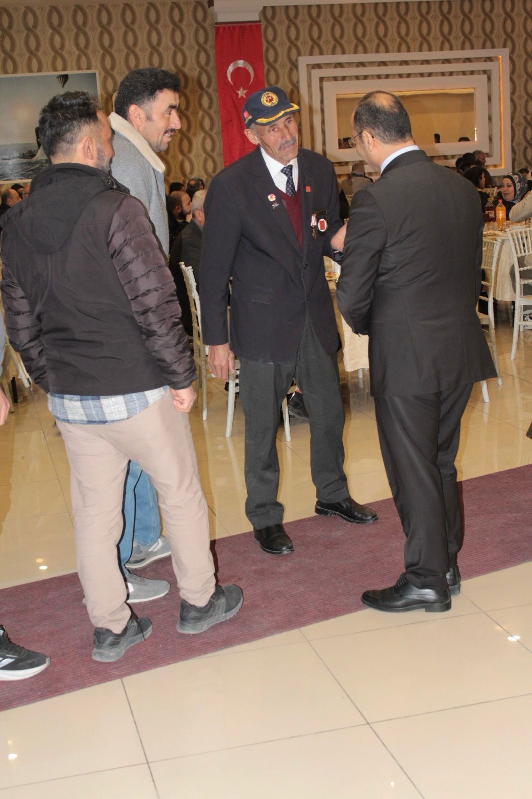 Şehit yakınları ve Gazilerimizle İftar - fotoğraf 3
